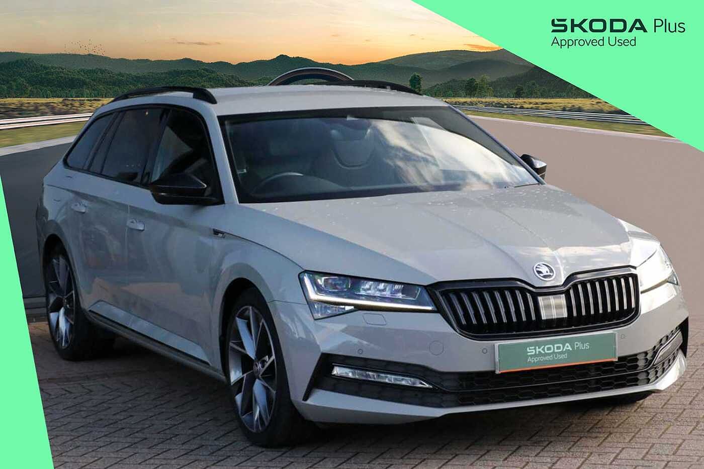 Main listing image - Skoda Superb Estate