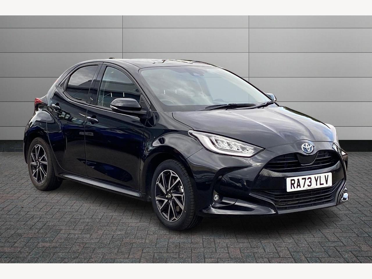 Main listing image - Toyota Yaris