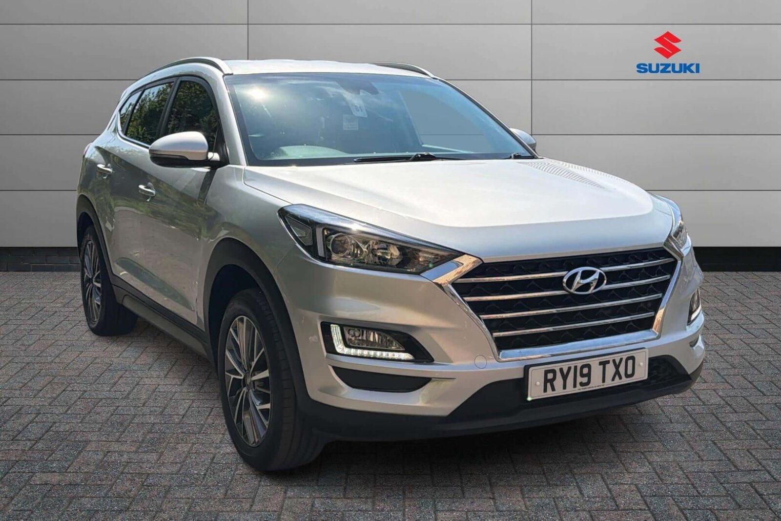 Main listing image - Hyundai Tucson