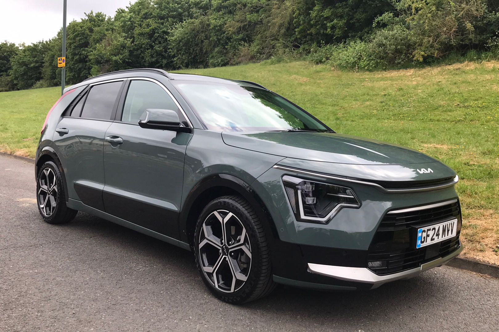 Main listing image - Kia Niro