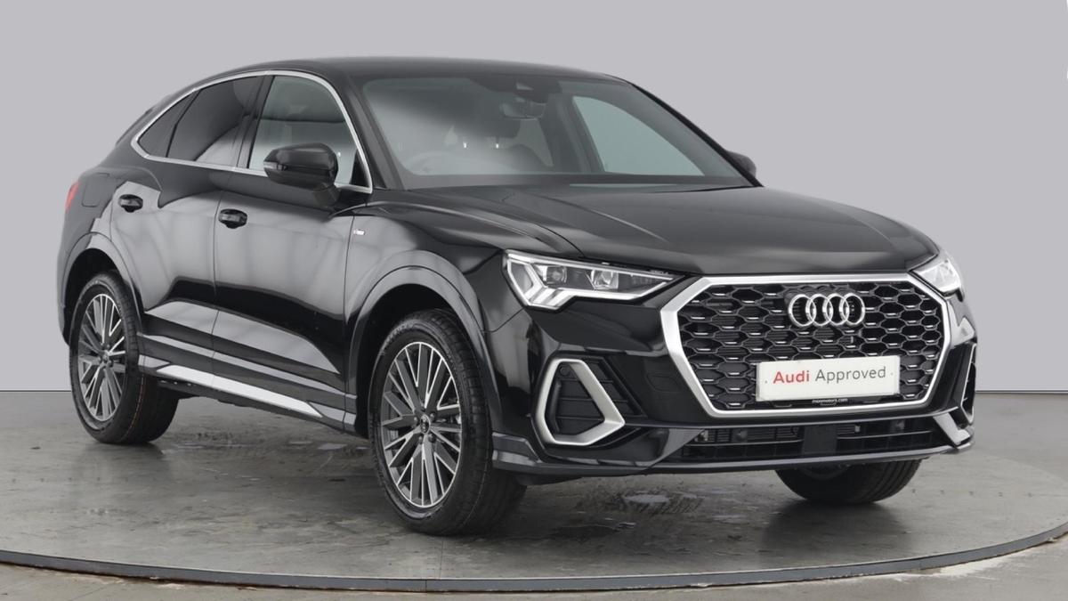 Main listing image - Audi Q3