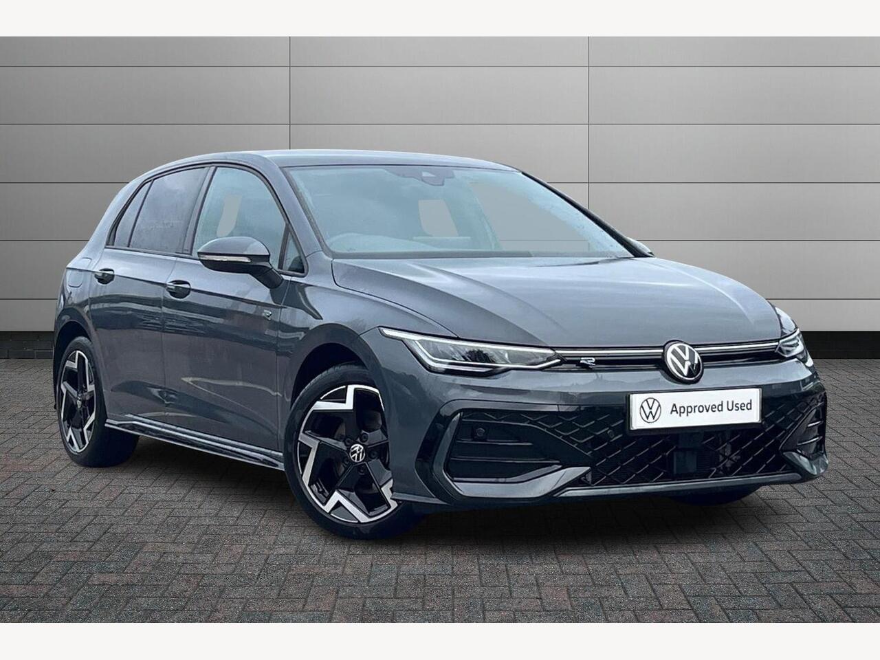 Main listing image - Volkswagen Golf