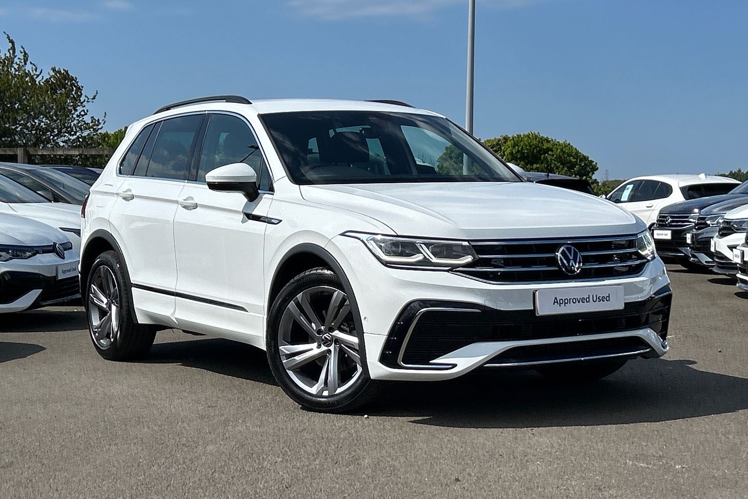 Main listing image - Volkswagen Tiguan