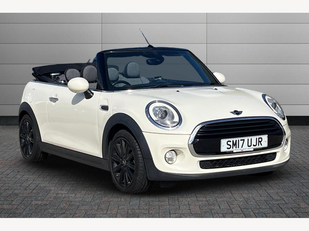 Main listing image - MINI Convertible