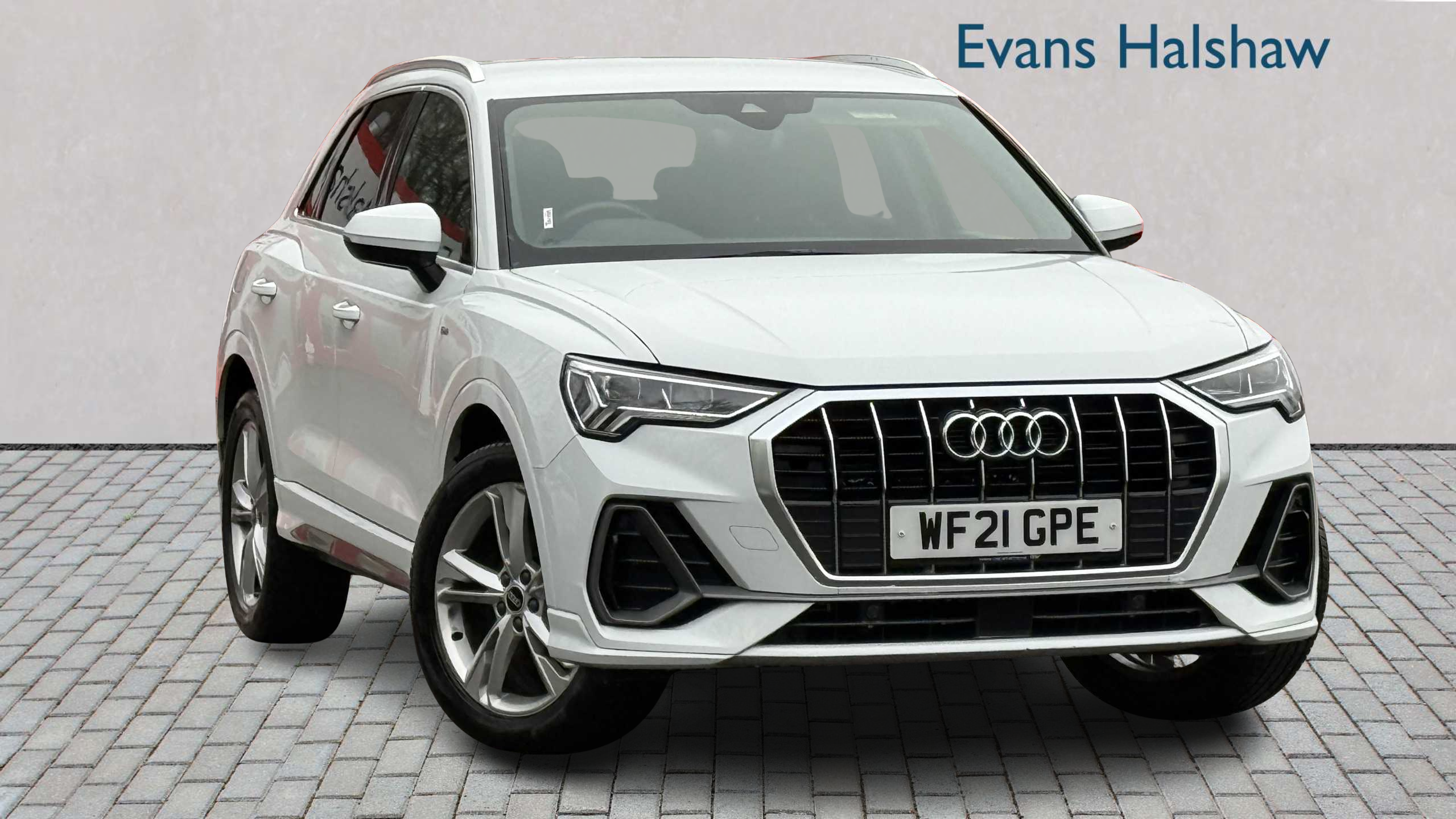 Main listing image - Audi Q3
