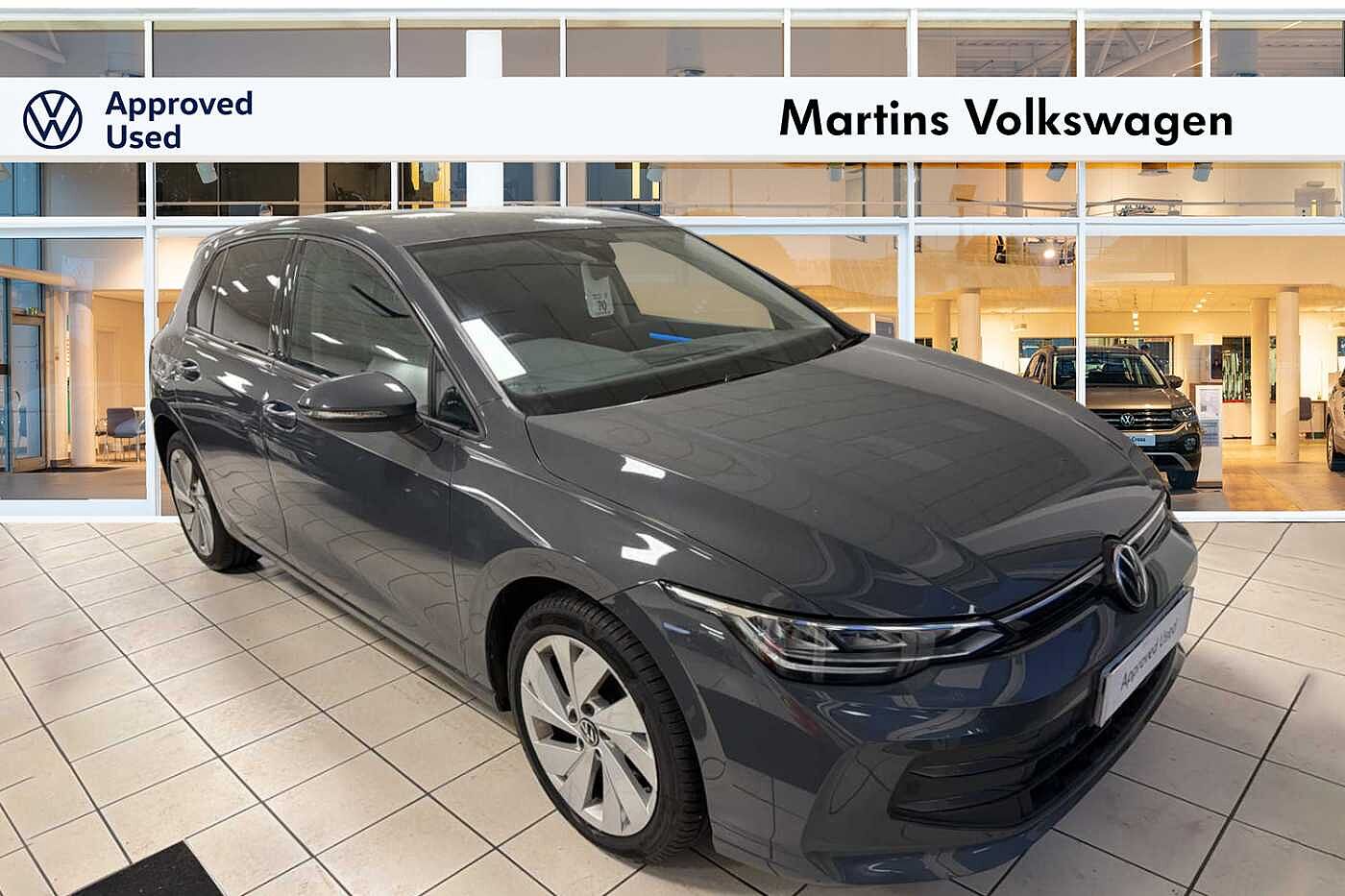 Main listing image - Volkswagen Golf