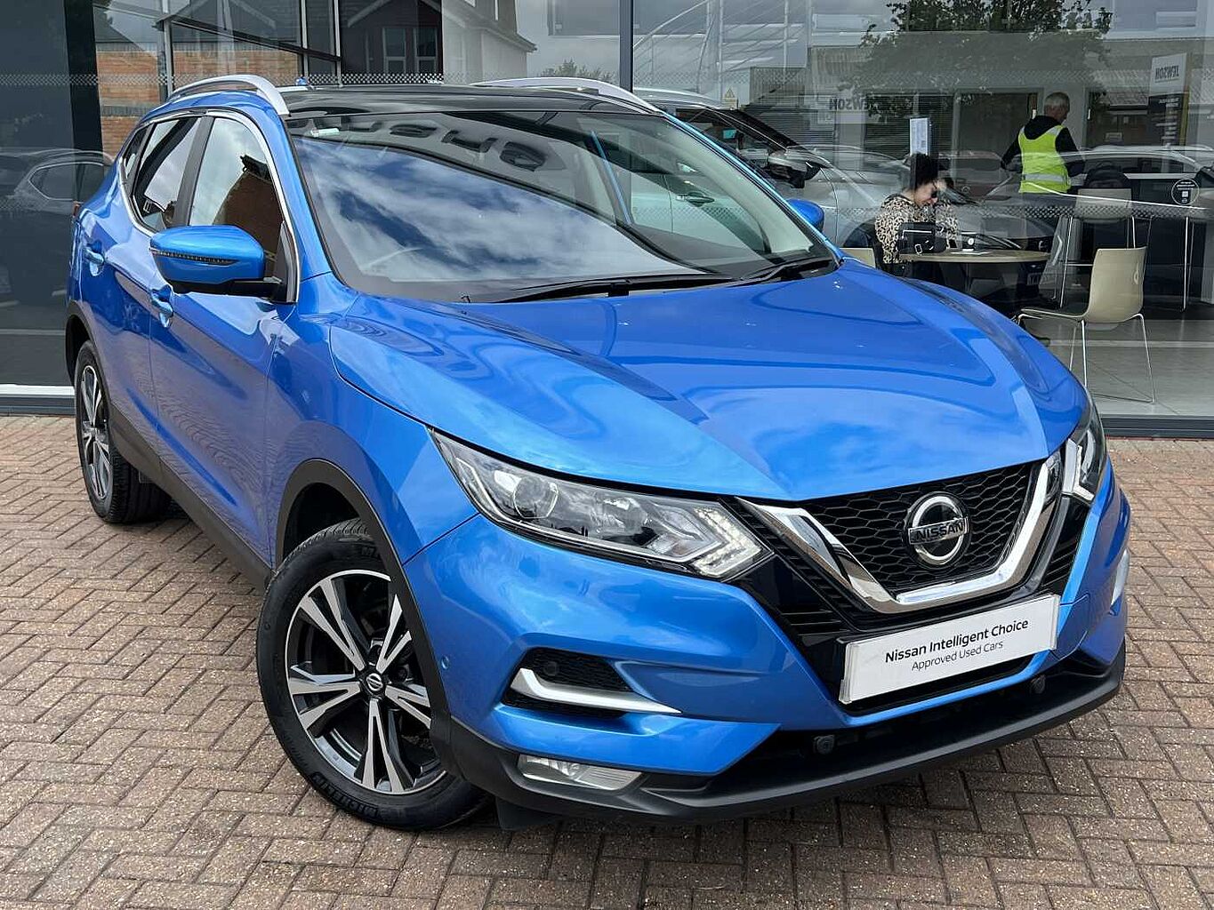 Main listing image - Nissan Qashqai