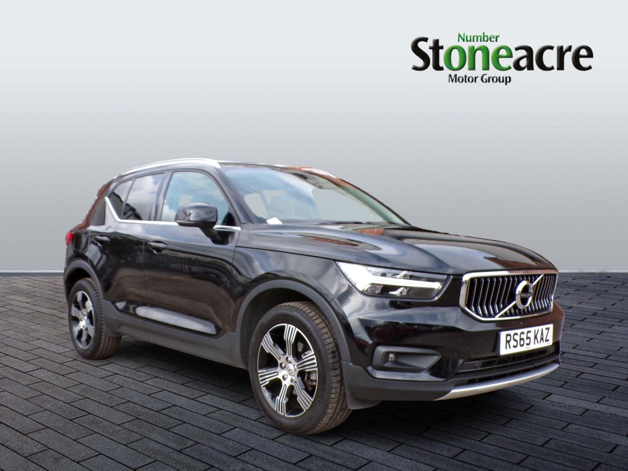 Main listing image - Volvo XC40
