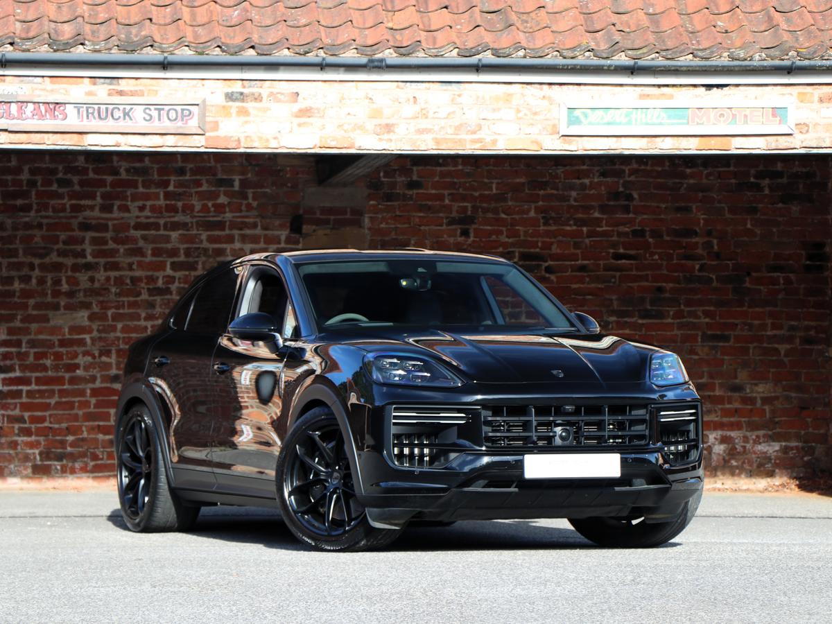 Main listing image - Porsche Cayenne