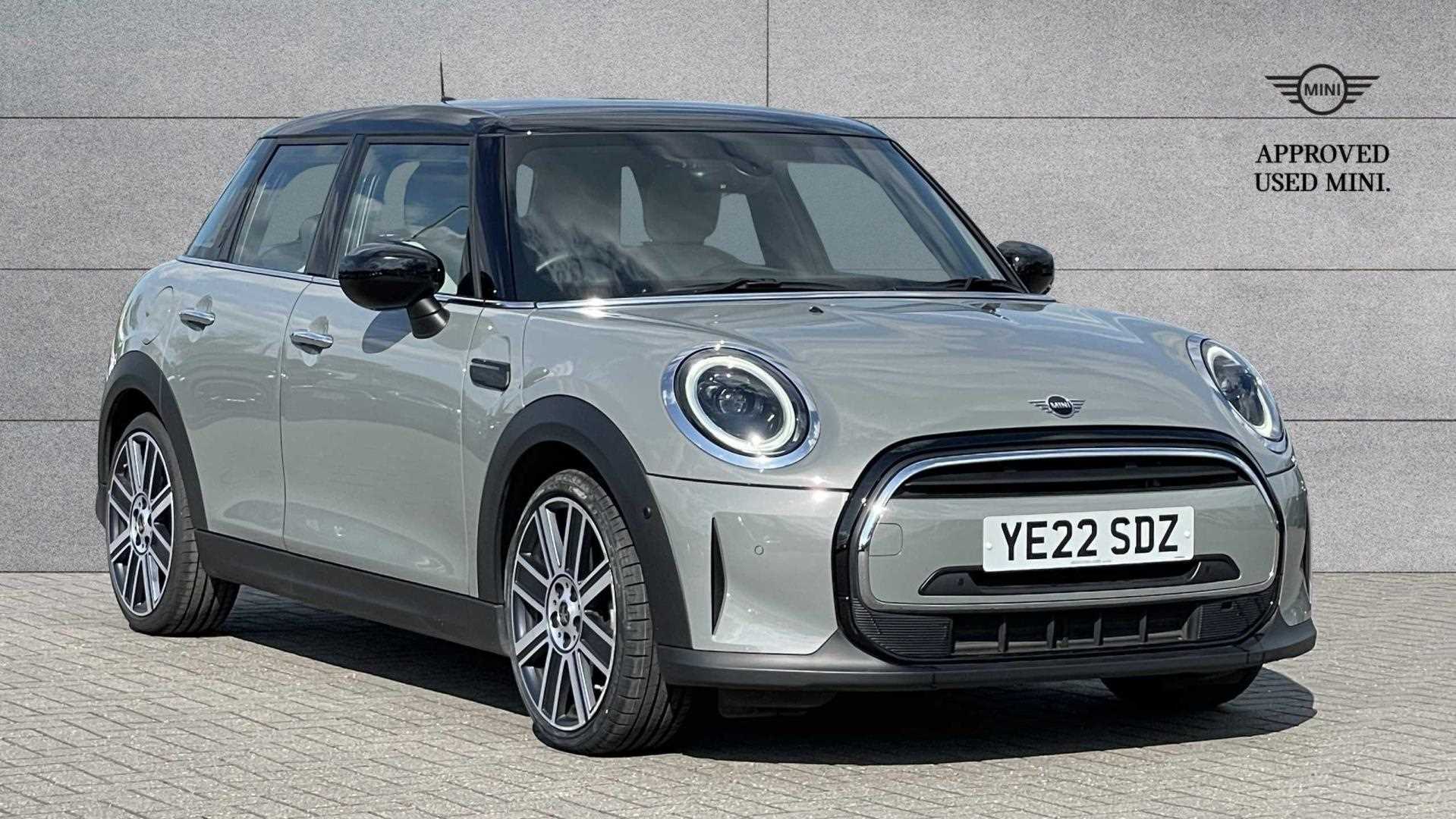 Main listing image - MINI Hatchback 5dr
