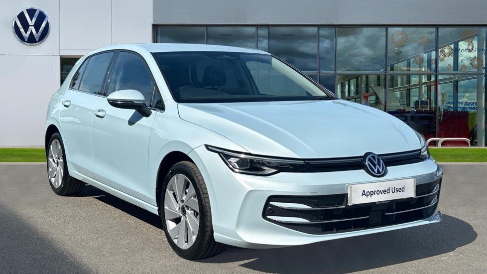 Main listing image - Volkswagen Golf
