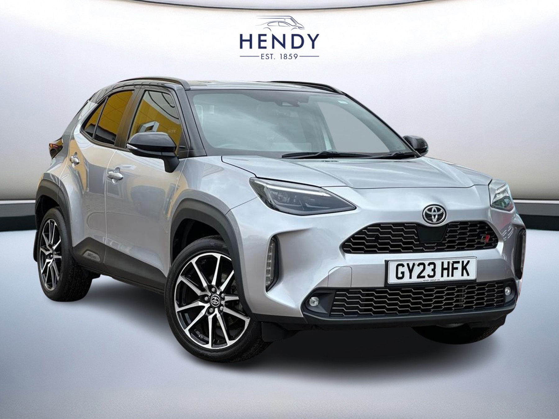 Main listing image - Toyota Yaris Cross