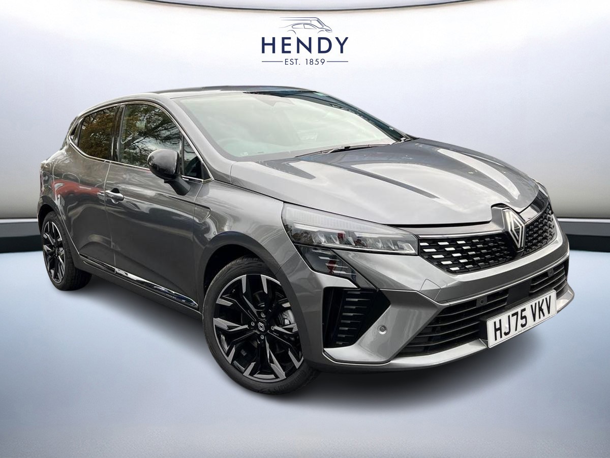 Main listing image - Renault Clio