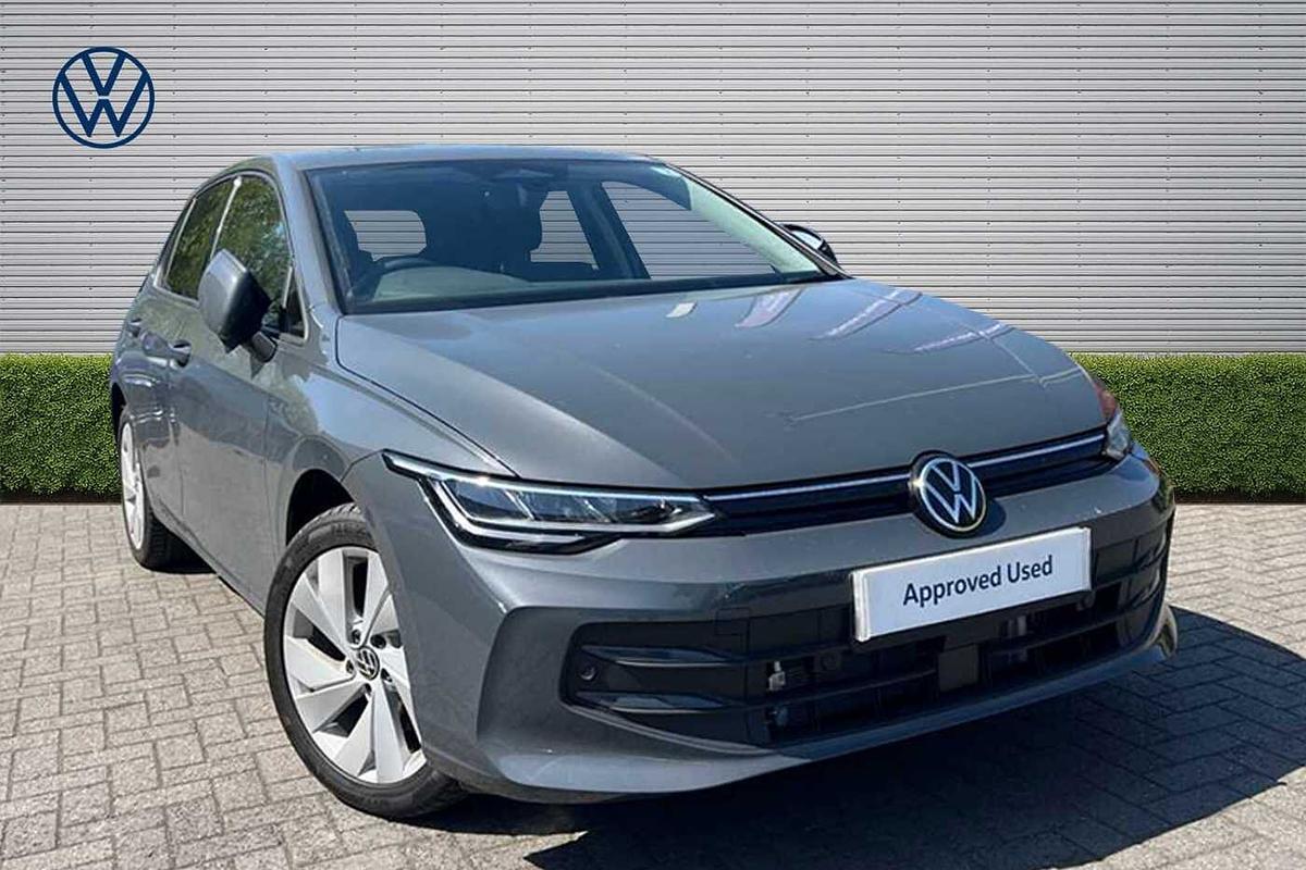 Main listing image - Volkswagen Golf