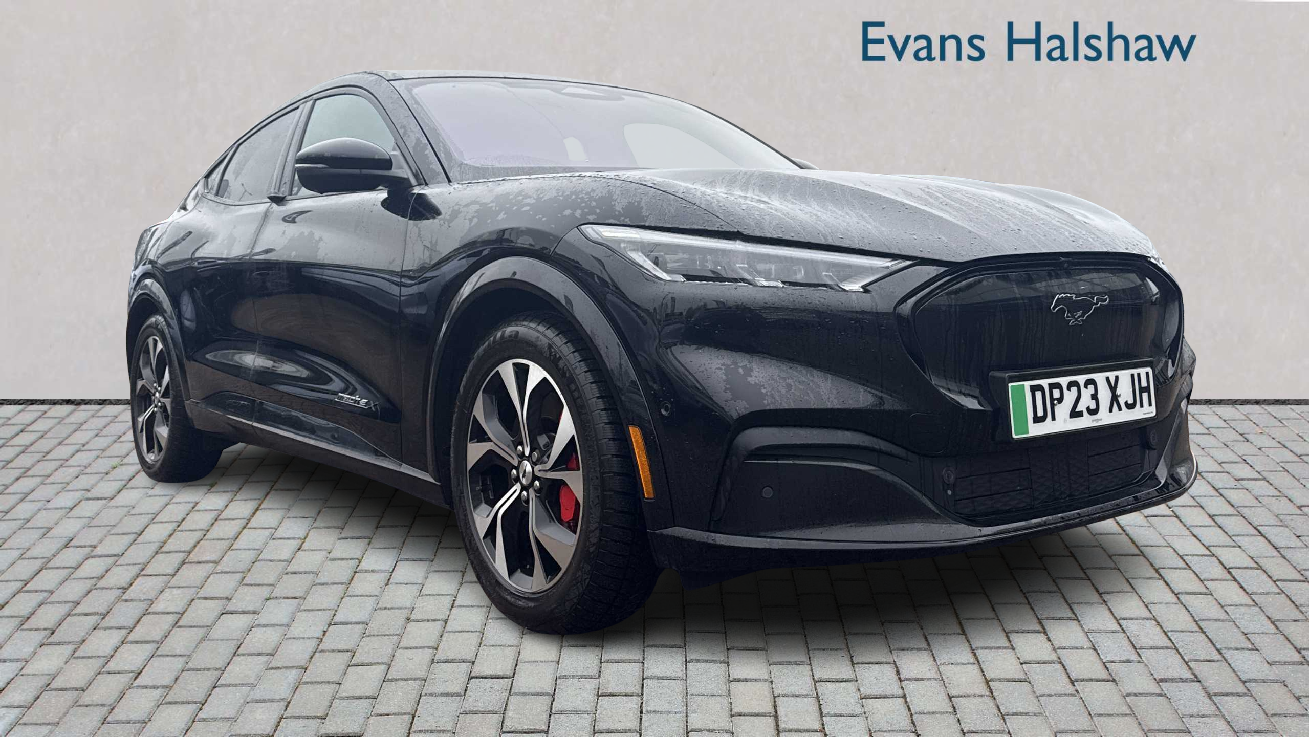 Main listing image - Ford Mustang Mach-E