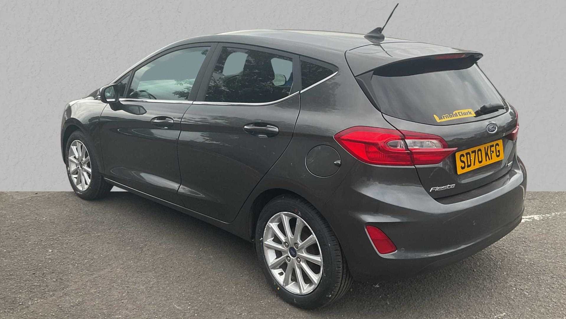 Main listing image - Ford Fiesta