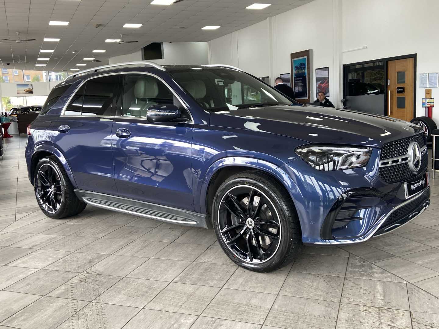 Main listing image - Mercedes-Benz GLE