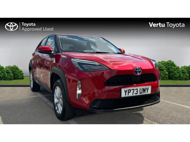 Main listing image - Toyota Yaris Cross