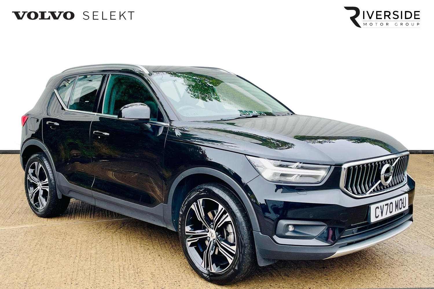 Main listing image - Volvo XC40