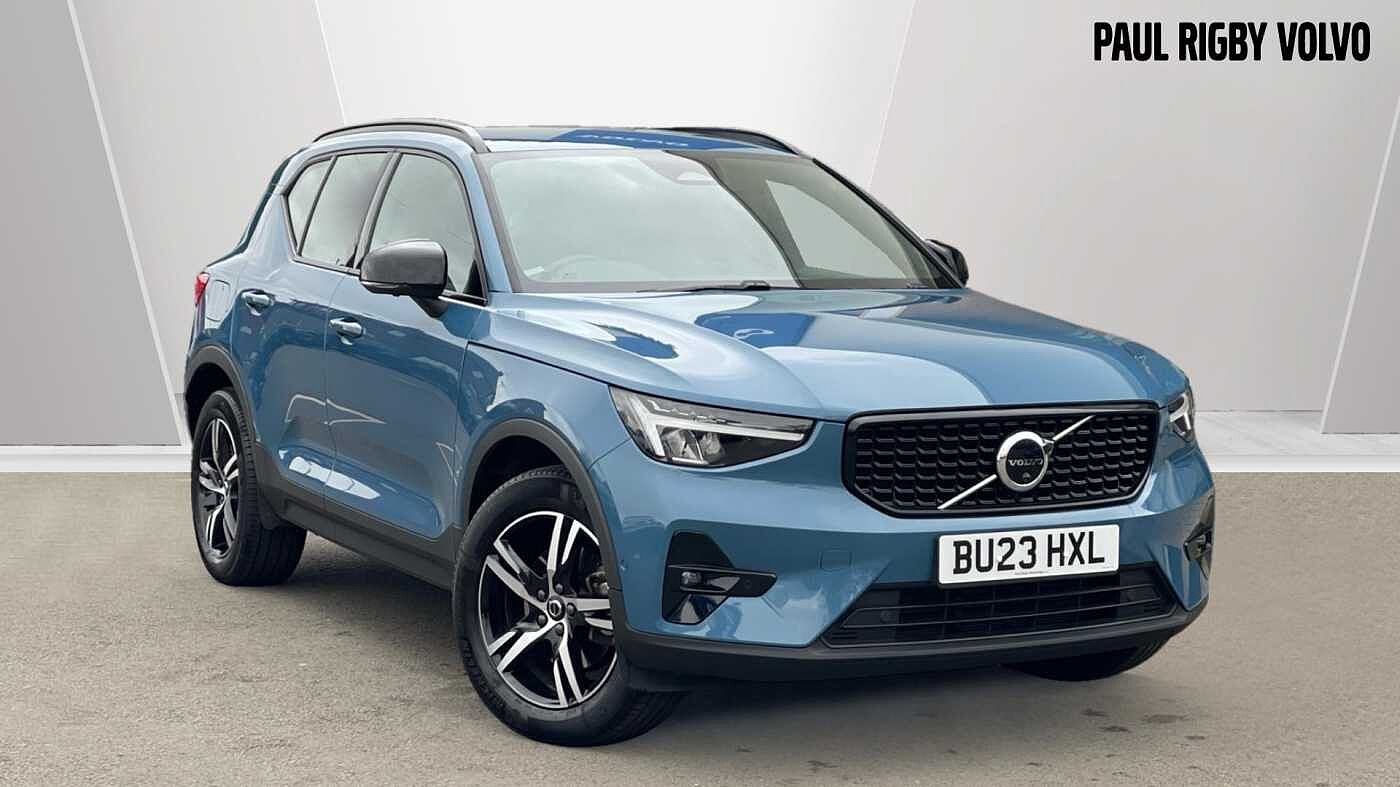 Main listing image - Volvo XC40