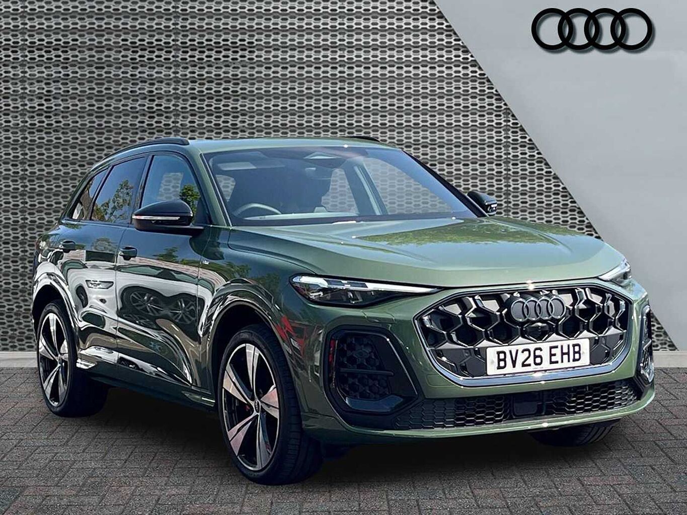 Main listing image - Audi Q5
