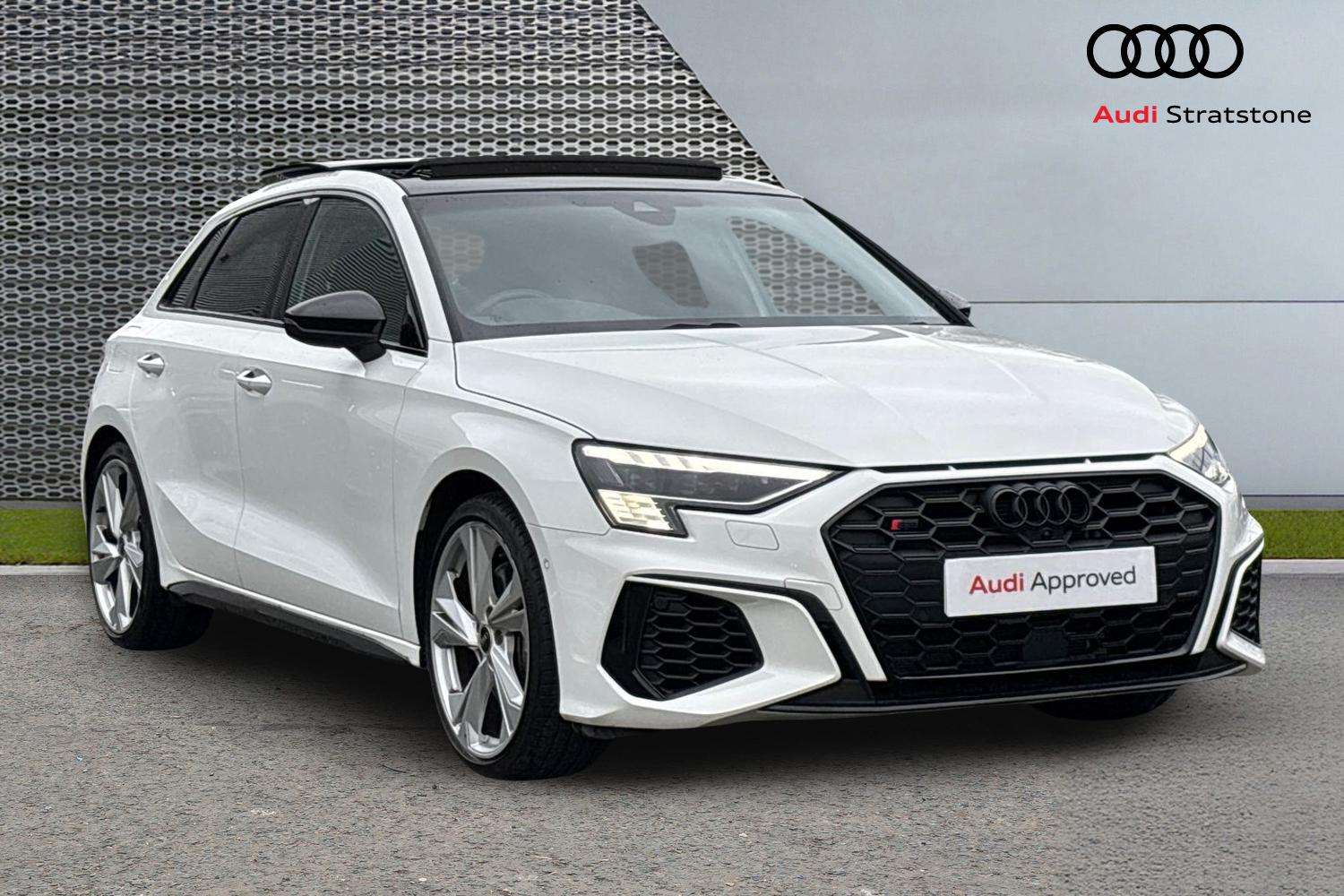 Main listing image - Audi S3