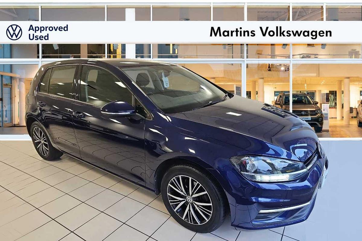 Main listing image - Volkswagen Golf