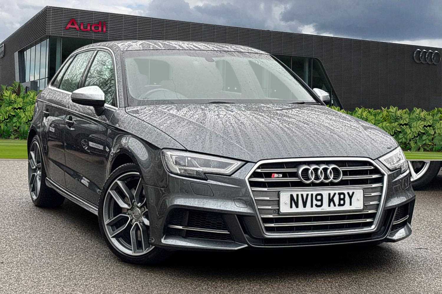 Main listing image - Audi S3