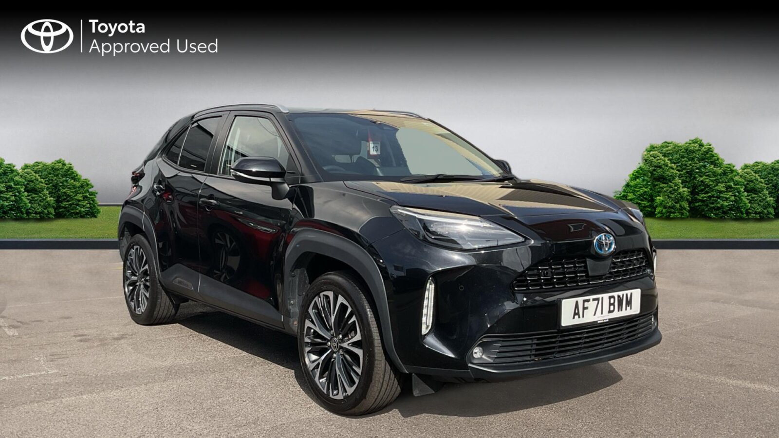 Main listing image - Toyota Yaris Cross