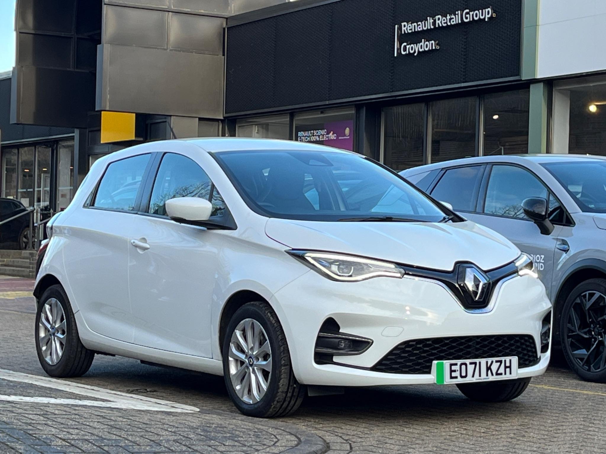 Main listing image - Renault Zoe