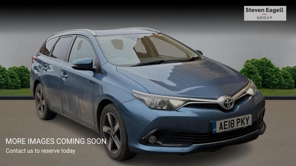 Main listing image - Toyota Auris Touring Sport