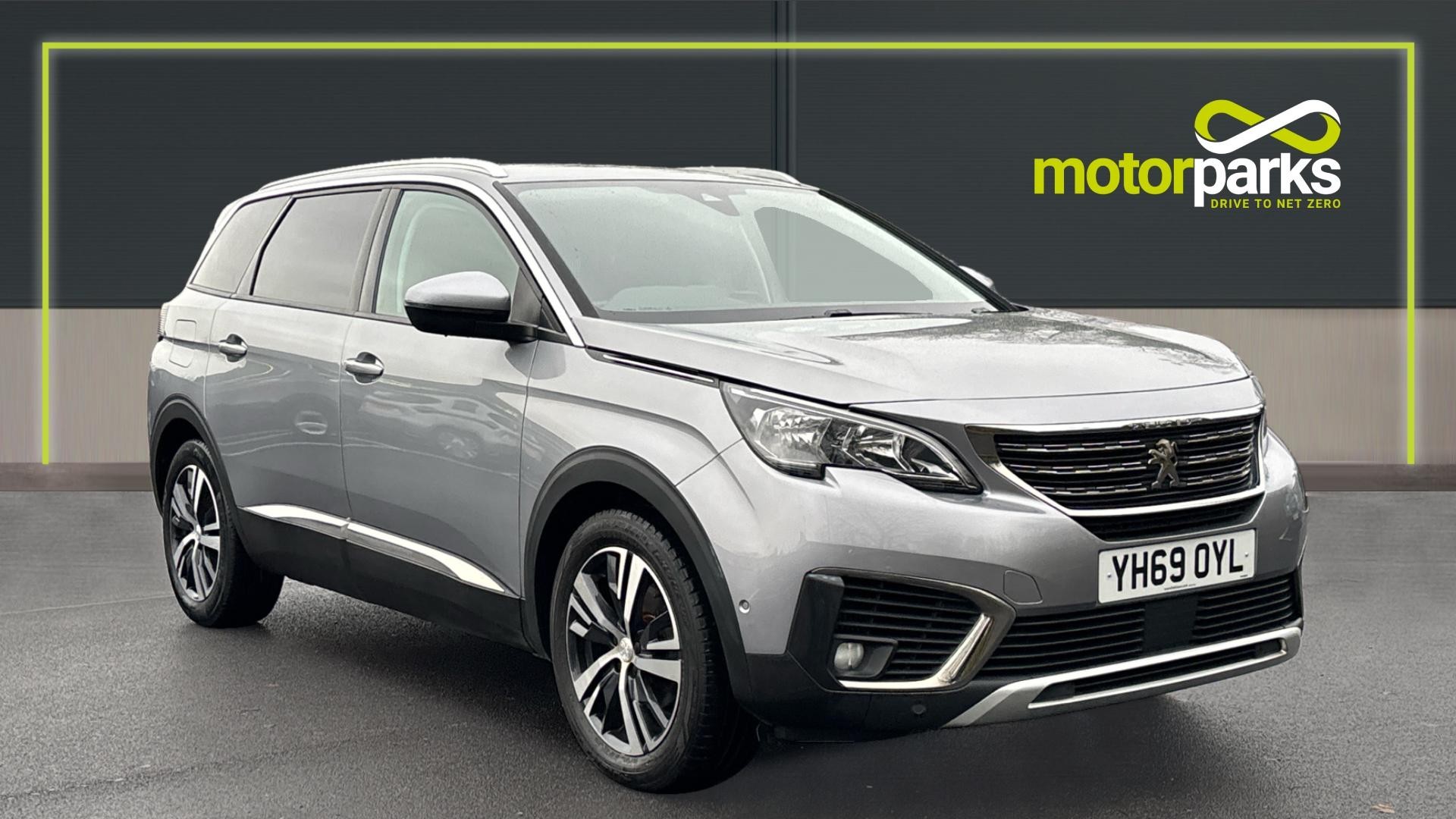 Main listing image - Peugeot 5008