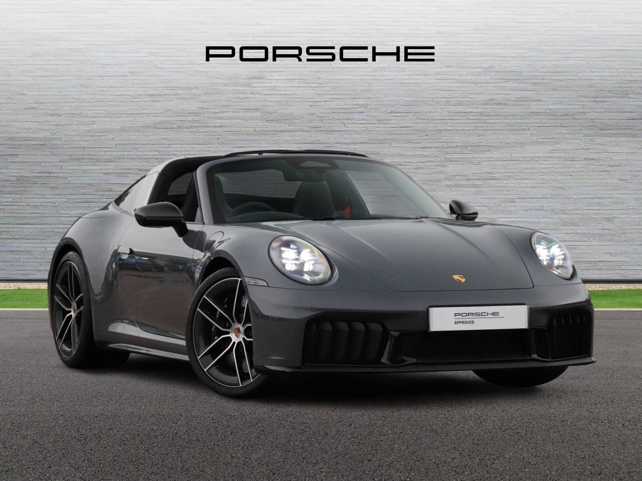 Main listing image - Porsche 911