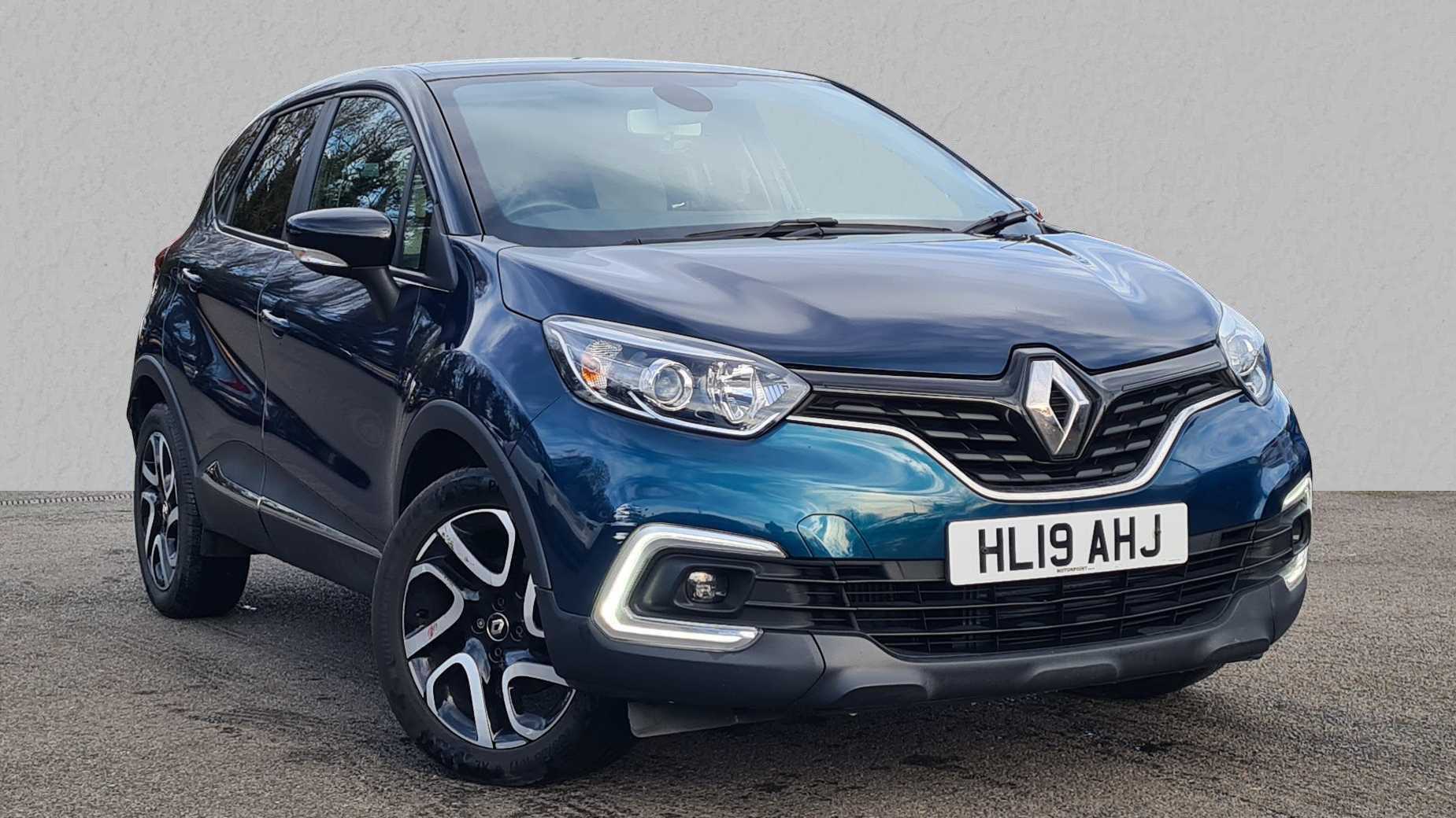 Main listing image - Renault Captur