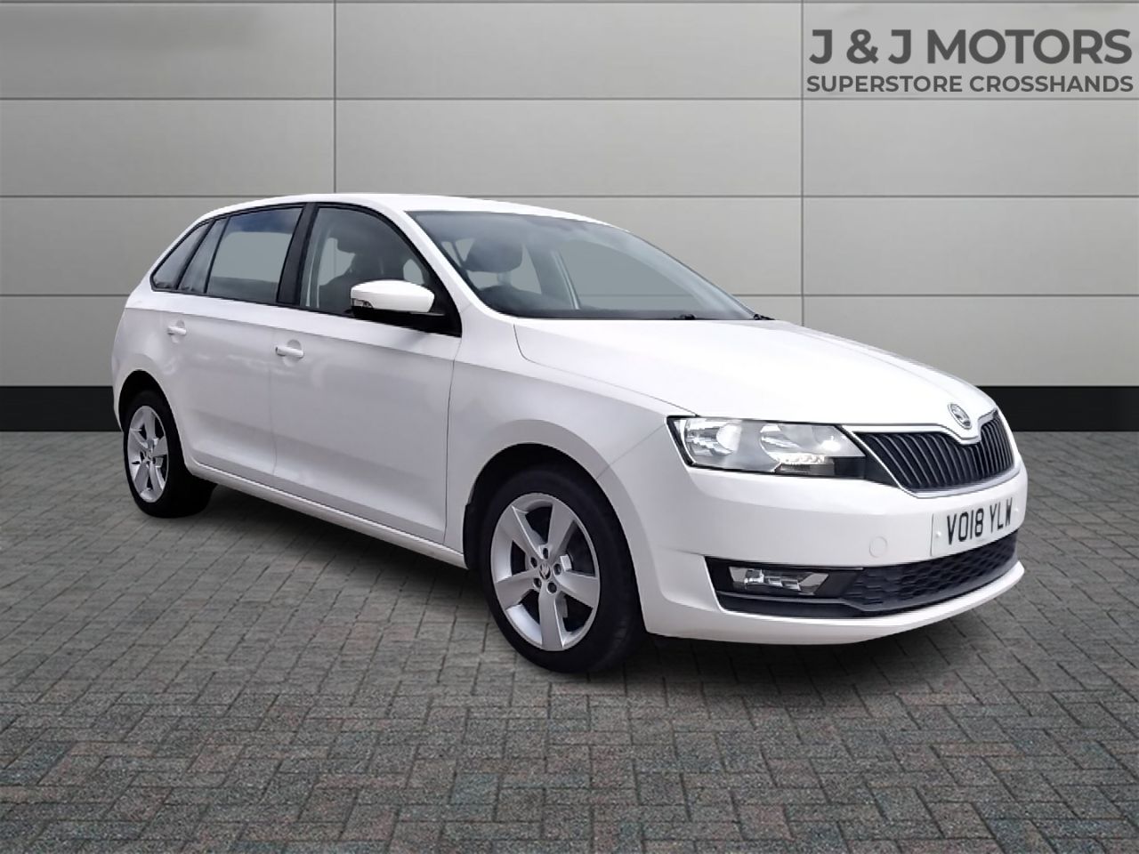 Main listing image - Skoda Rapid Spaceback