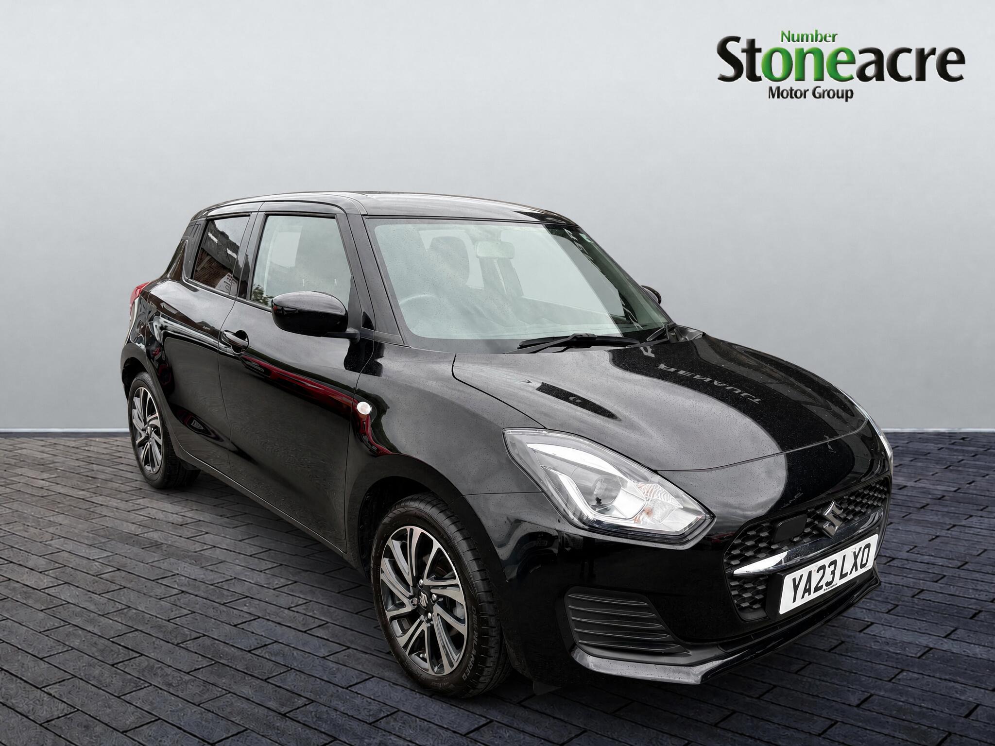 Main listing image - Suzuki Swift