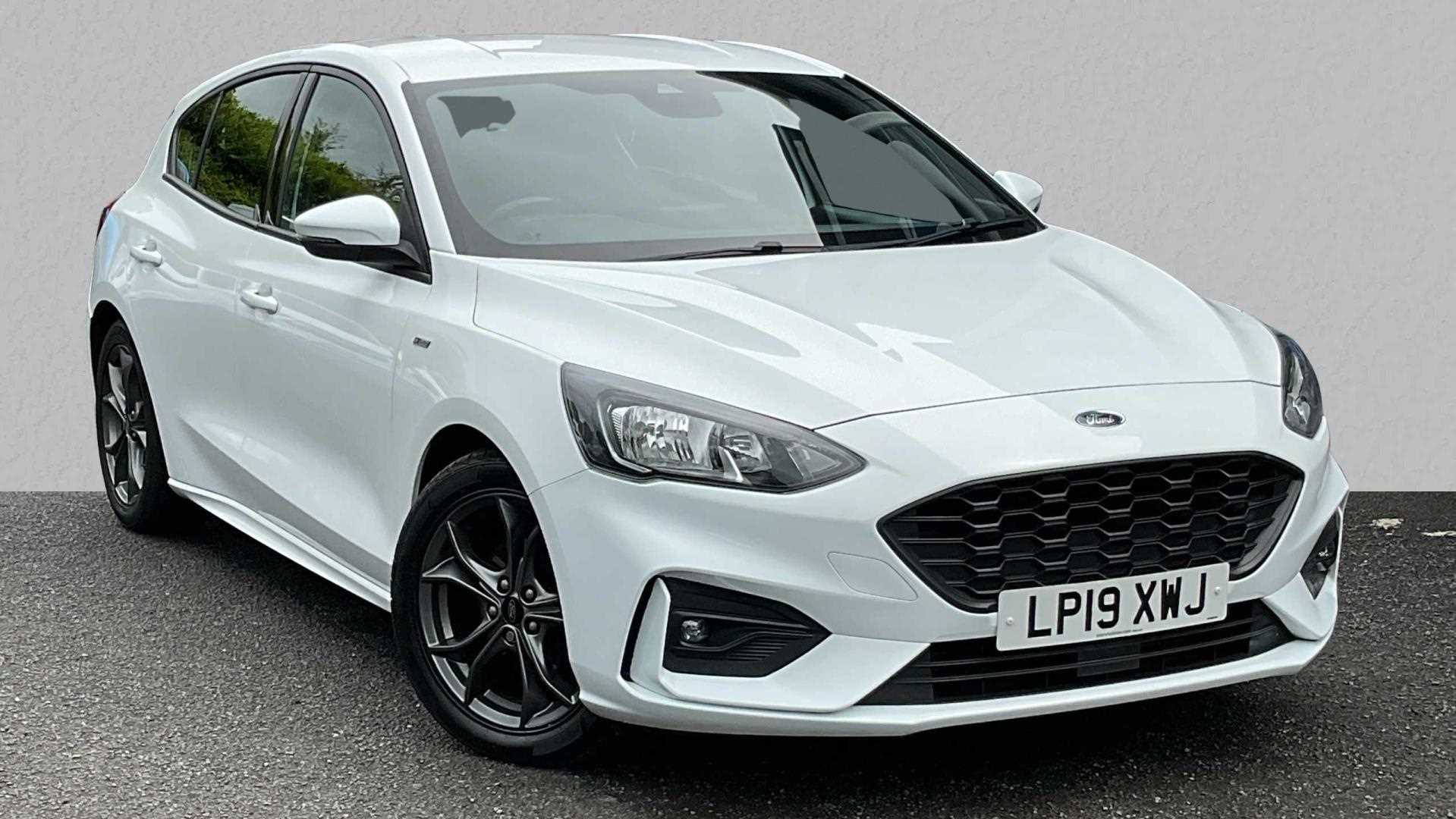 Main listing image - Ford Focus