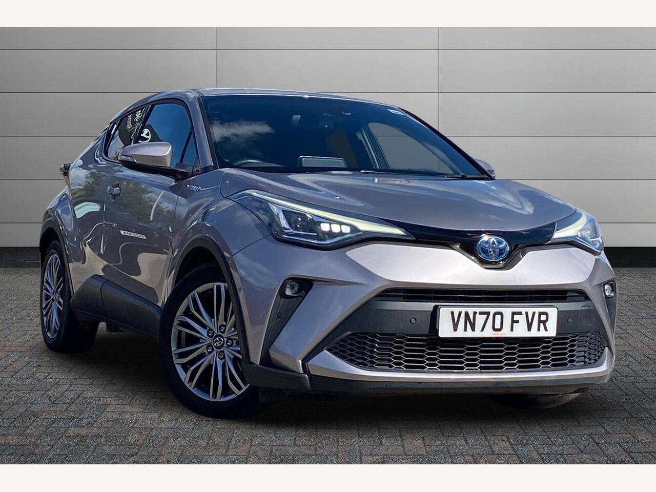 Main listing image - Toyota C-HR