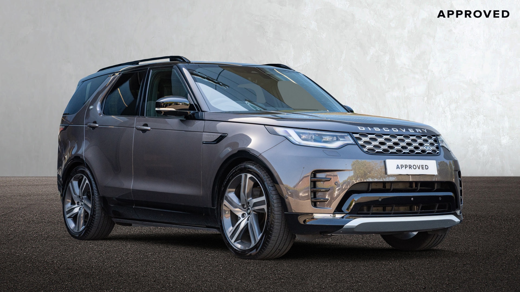 Main listing image - Land Rover Discovery