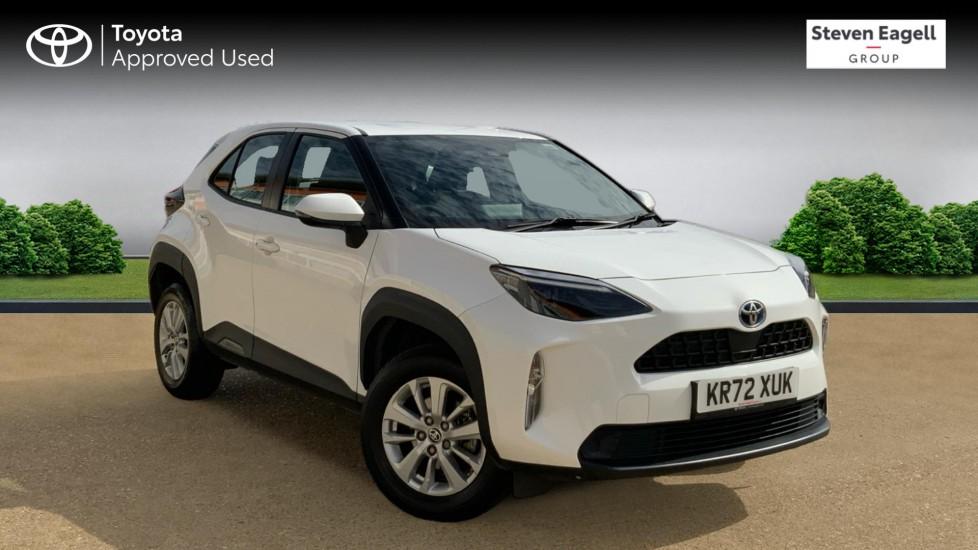 Main listing image - Toyota Yaris Cross