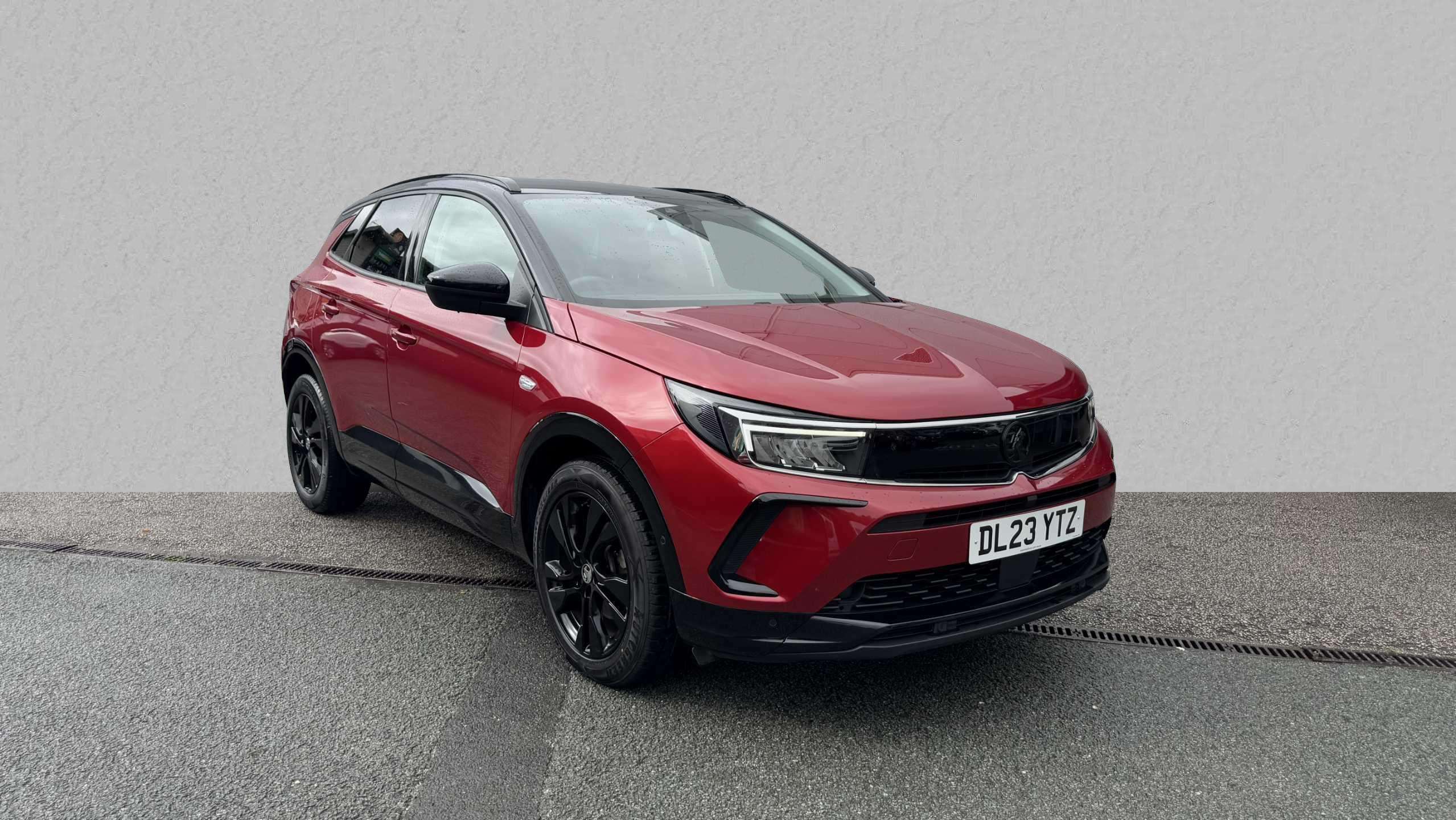 Main listing image - Vauxhall Grandland
