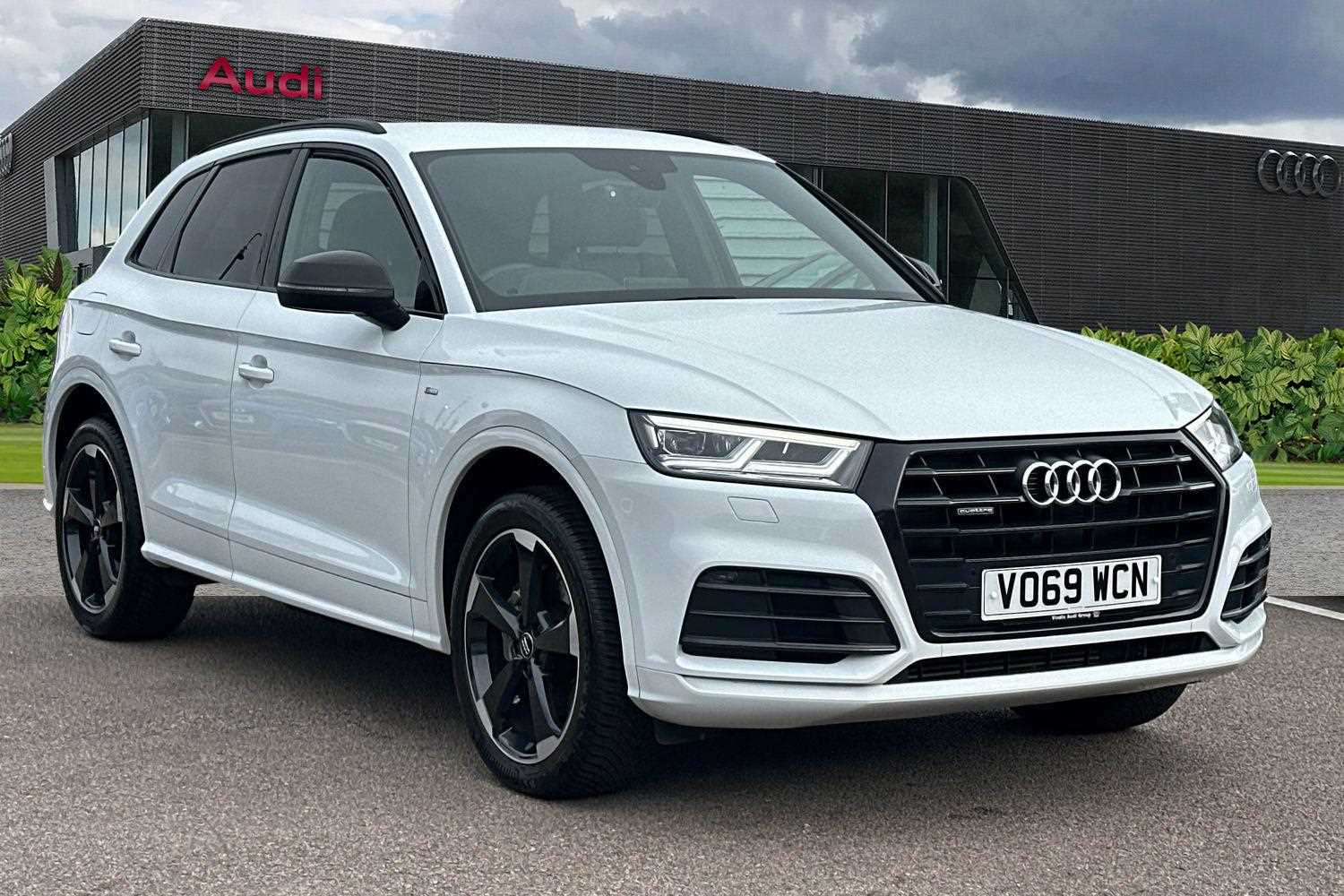Main listing image - Audi Q5
