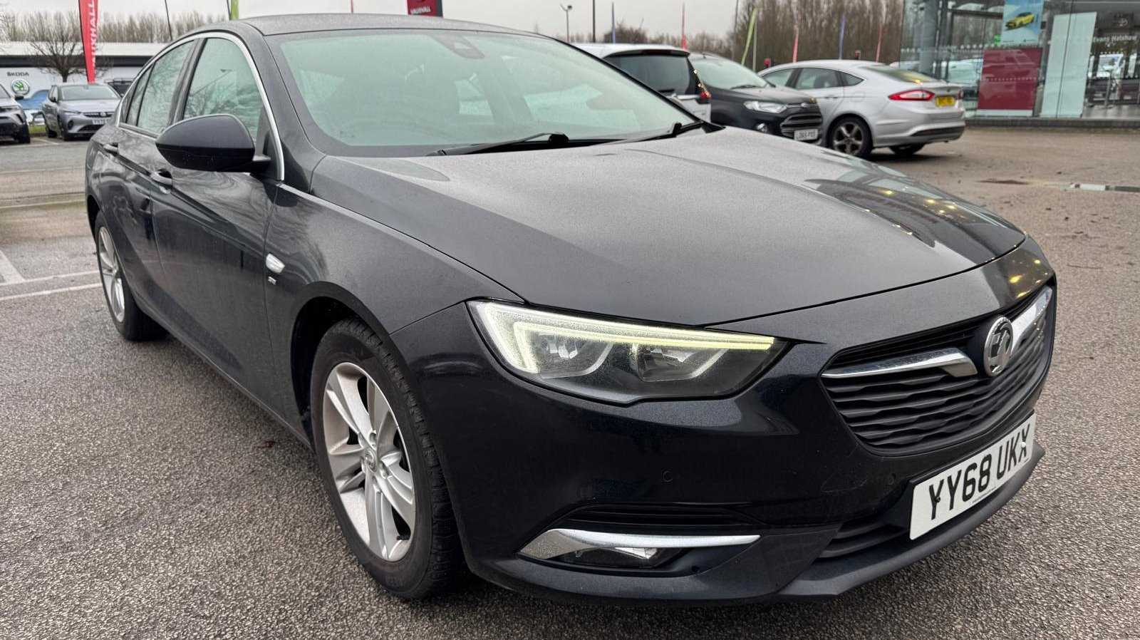 Main listing image - Vauxhall Insignia