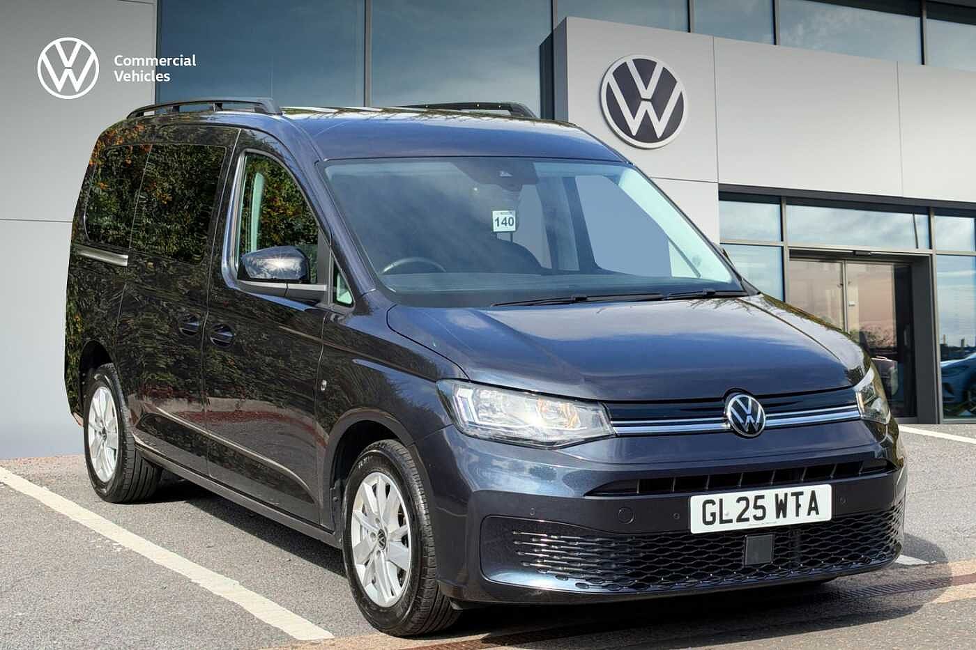 Main listing image - Volkswagen Caddy Maxi