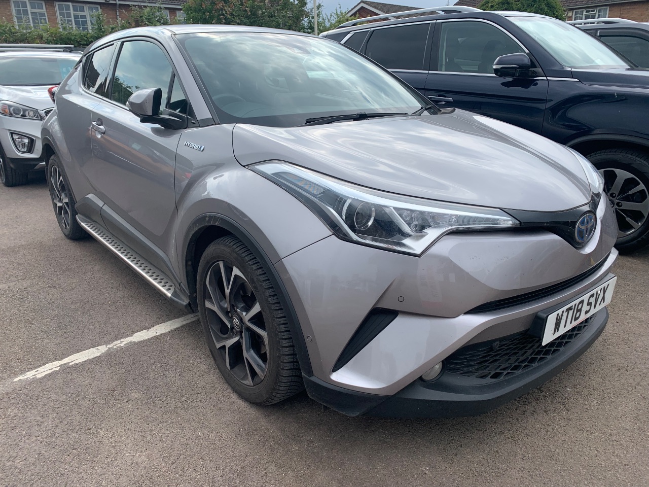 Main listing image - Toyota C-HR
