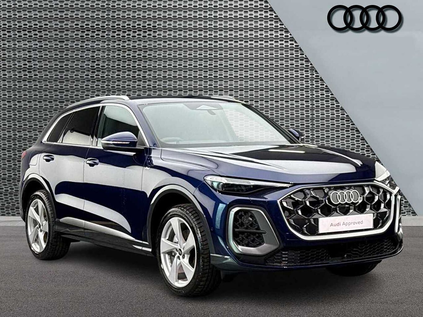 Main listing image - Audi Q5