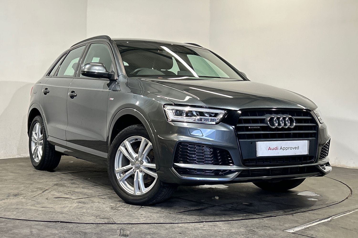 Main listing image - Audi Q3