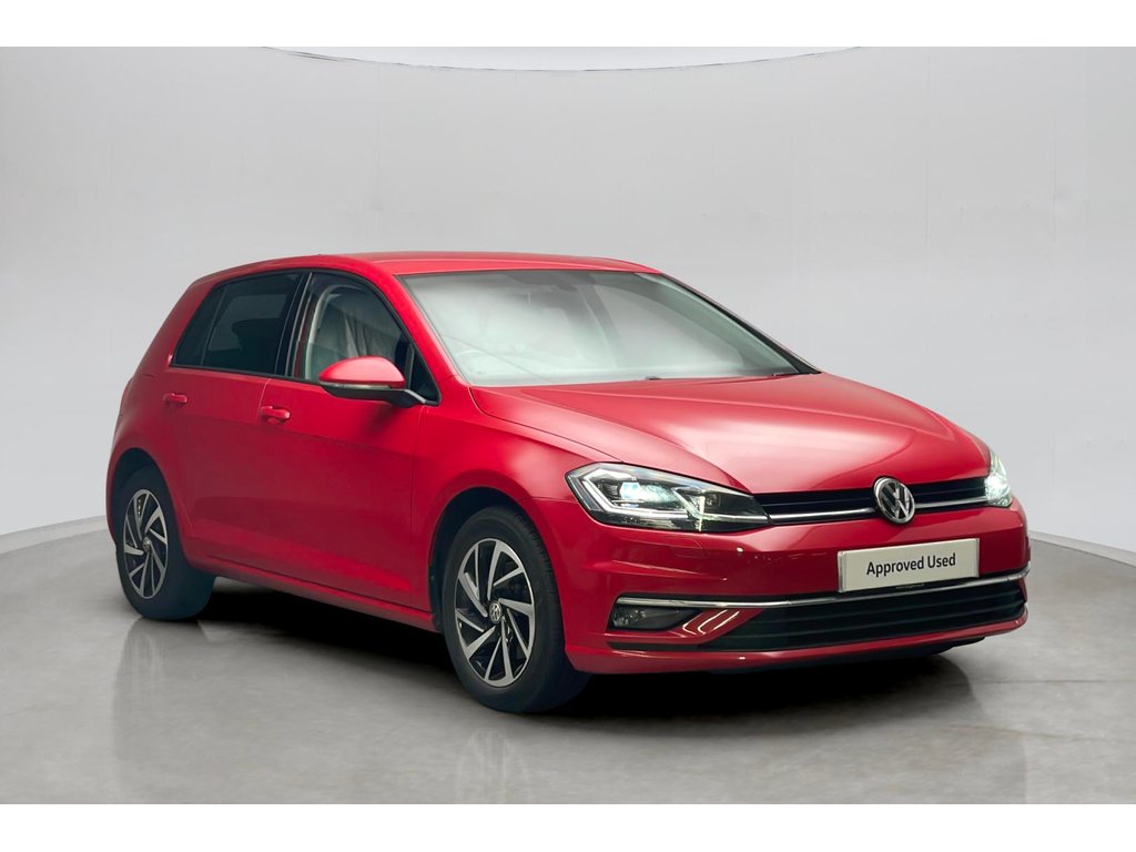 Main listing image - Volkswagen Golf