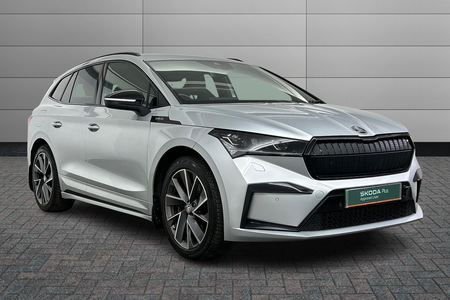 Main listing image - Skoda Enyaq