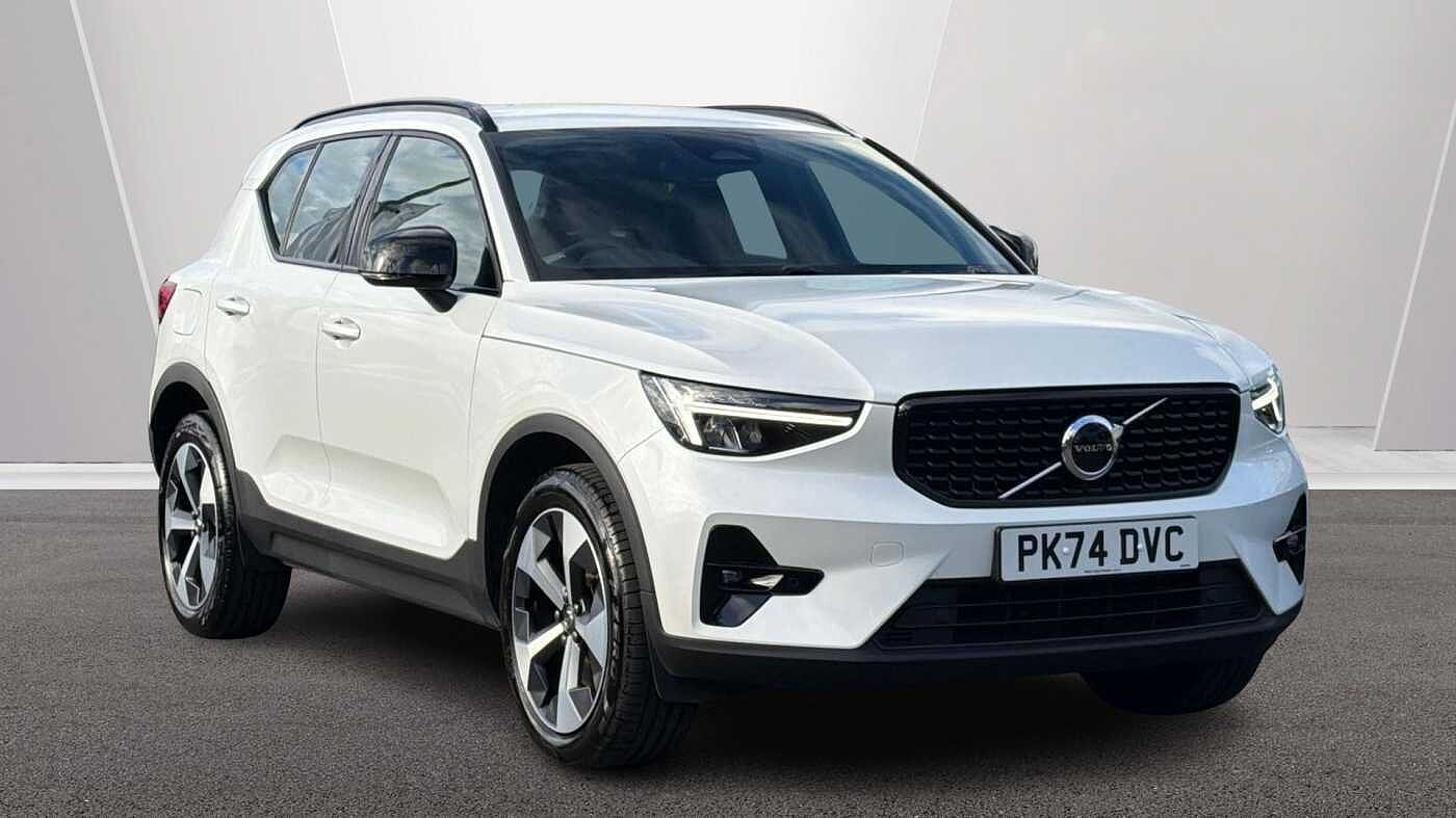 Main listing image - Volvo XC40